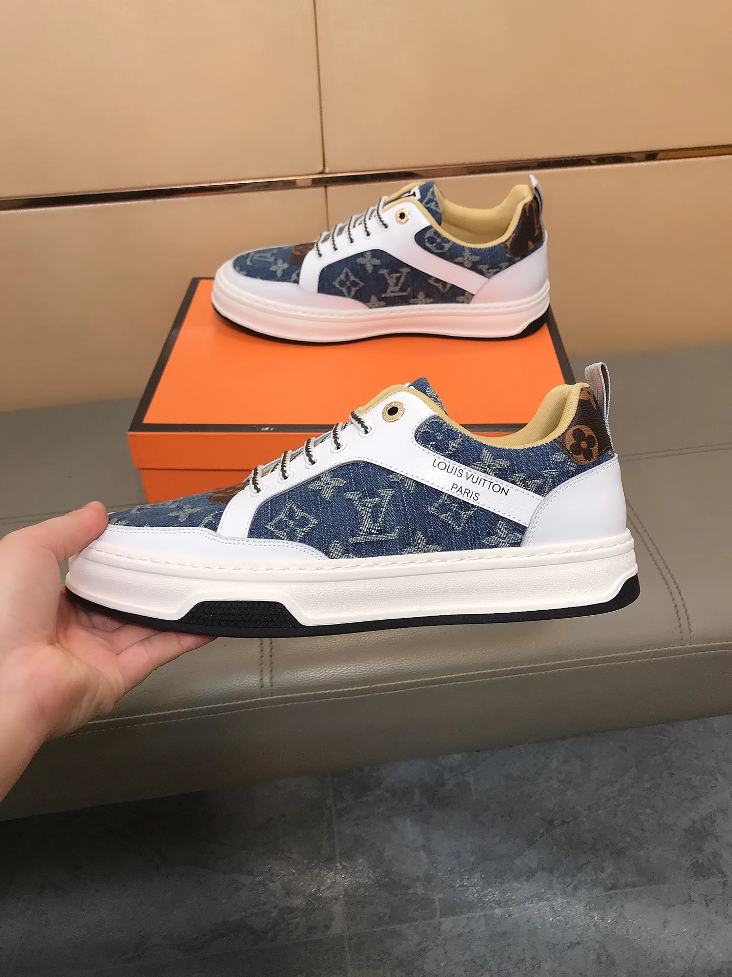 Ex-factory price 380🔥🆕Hot model [Louis Vuitton] LV🔝New Korean style casual men's shoes, high-end brand, the upper is made of Italian imported cowhide + brand printed fabric, and pigskin feet are made🔥, making walking more convenient and comfortable! Amazing work [color]! Create a fashionable personality to set off your uniqueness! A must-have for trendy men! Classic🔥Size: 38-44